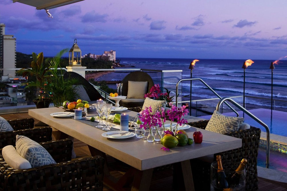 https://s45782.pcdn.co/wp-content/uploads/2025/06/ESPACIO-Rooftop-dinner-1000x667-1.jpg